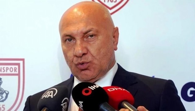 Samsunspor Ba�kan� Y�ld�r�m: 'Musaba �ok terbiyesizlik yapt�'