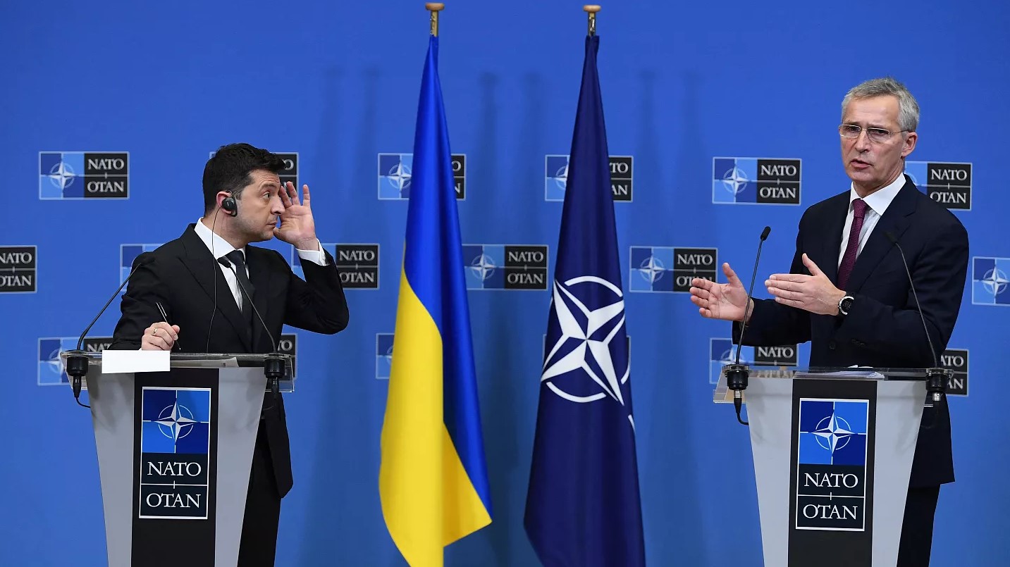 Ukrayna dan kritik NATO açıklaması! Zelenski zirveye katılacak mı?