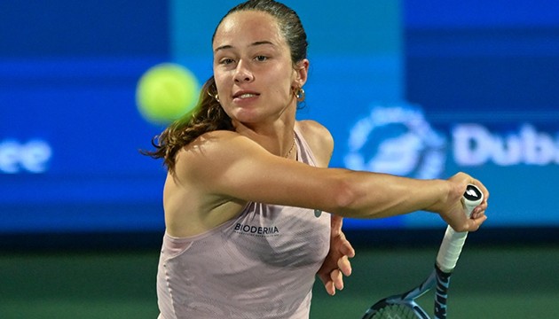 Zeynep S�nmez'den erken veda