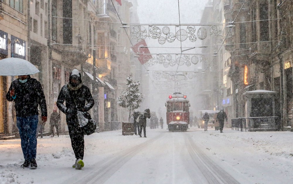 İstanbul'da kar yağışı yeniden etkisini artırdı - 9. fotoğraf