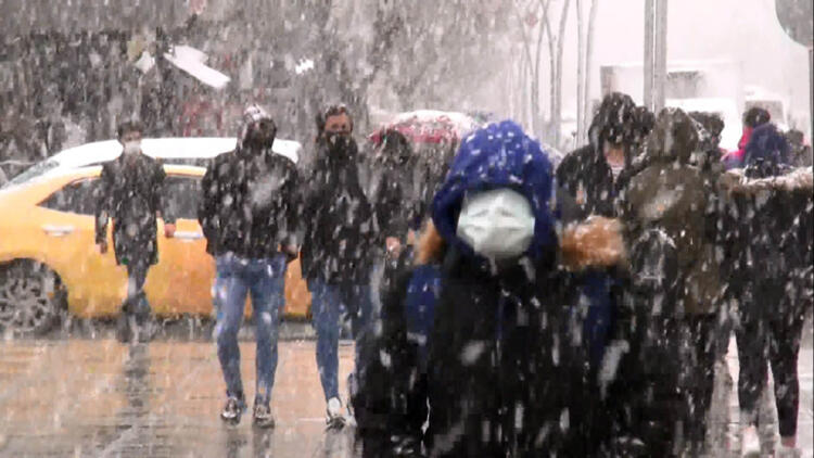 Meteoroloji tarih verdi! İstanbul'a kar geri dönüyor - 5. fotoğraf