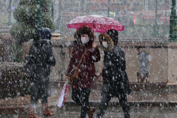 Meteoroloji tarih verdi! İstanbul'a kar geri dönüyor - 9. fotoğraf