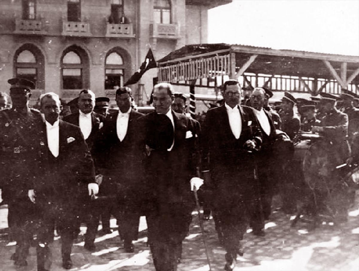 Türkiye Cumhuriyeti 98 yaşında! Atatürk'ün çok özel arşiv fotoğrafları - 19. fotoğraf