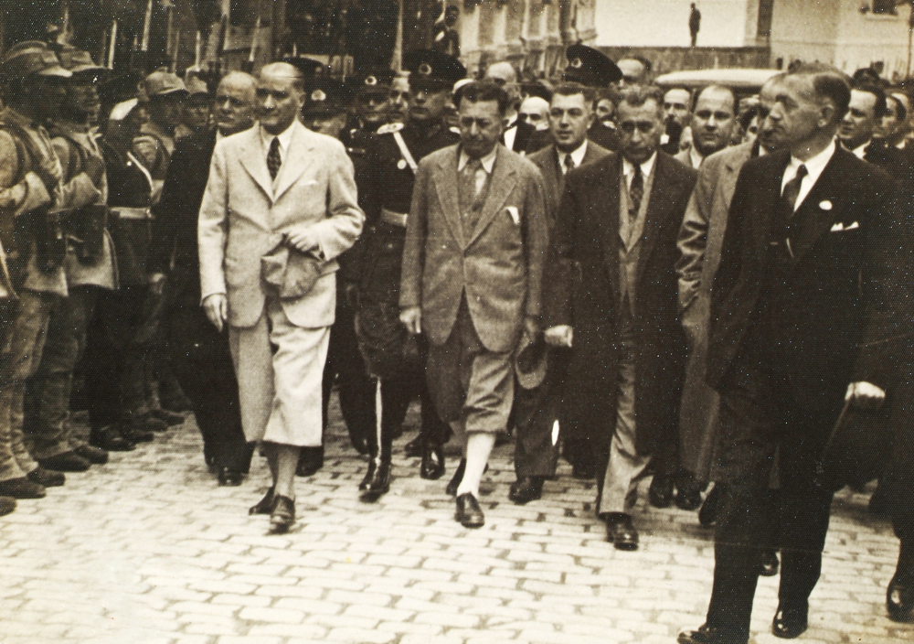 Türkiye Cumhuriyeti 98 yaşında! Atatürk'ün çok özel arşiv fotoğrafları - 18. fotoğraf