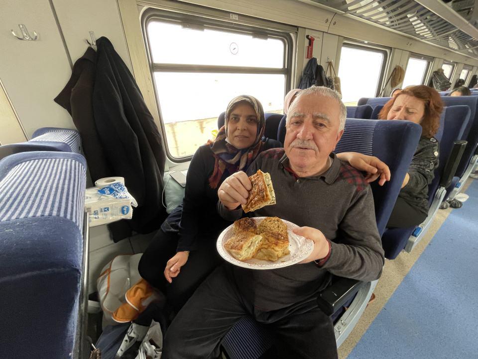Doğu'nun kış güzelliğini Vangölü Ekspresi ile izliyorlar - 9. fotoğraf