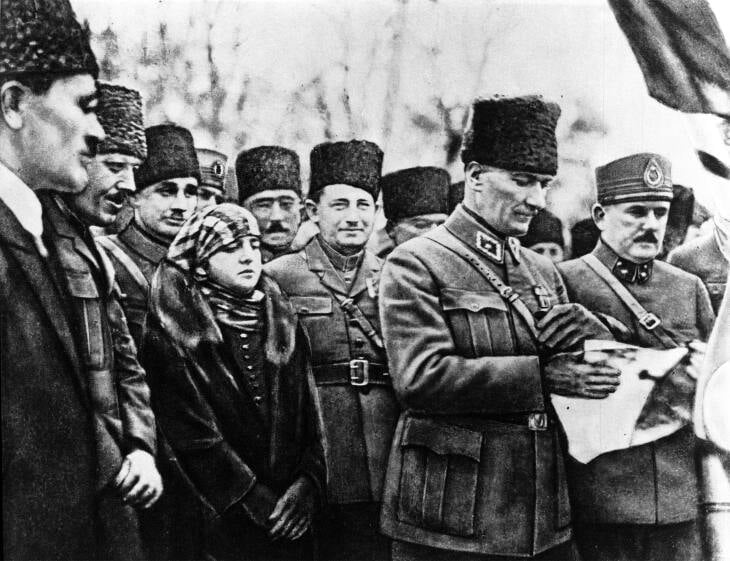 Türkiye Cumhuriyeti 99 yaşında... Fotoğraflarla ilan edilme süreci - 3. fotoğraf