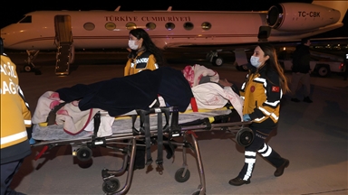 Cumhurbaşkanlığı uçakları ile 16'sı bebek 126 yaralı taşındı - 4. fotoğraf