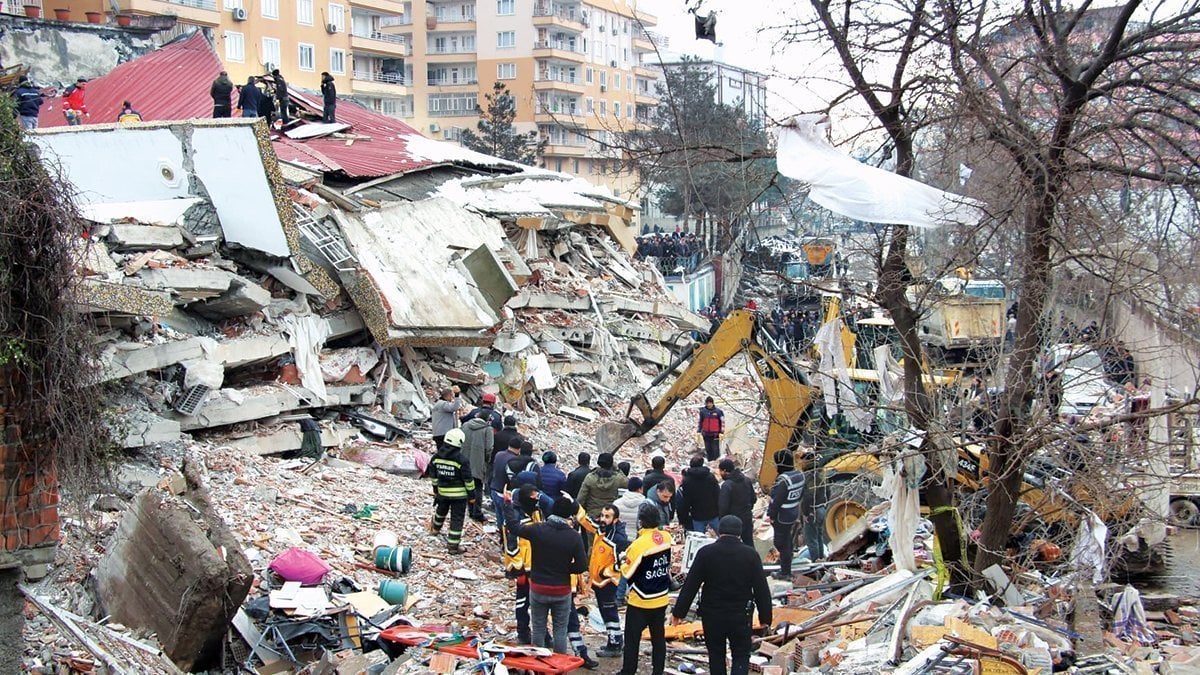 Depreminin yerle bir ettiği şehirde kritik uyarı: Hatay Fayı kırılmadı - 6. fotoğraf