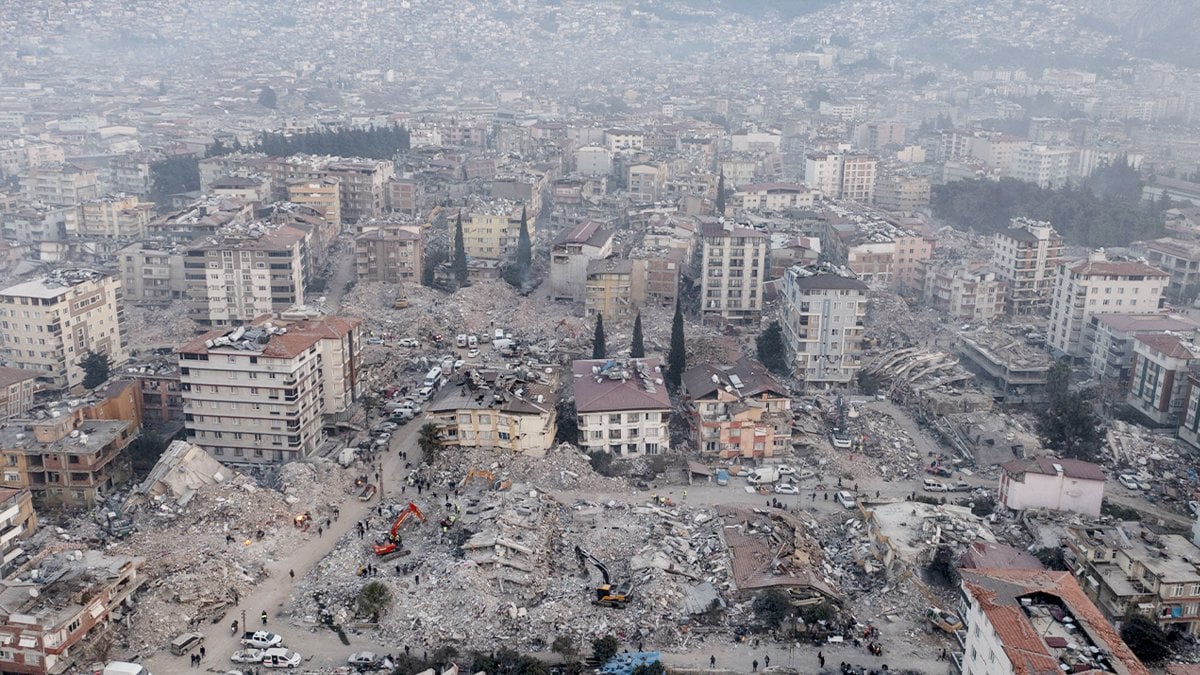 Depreminin yerle bir ettiği şehirde kritik uyarı: Hatay Fayı kırılmadı - 9. fotoğraf