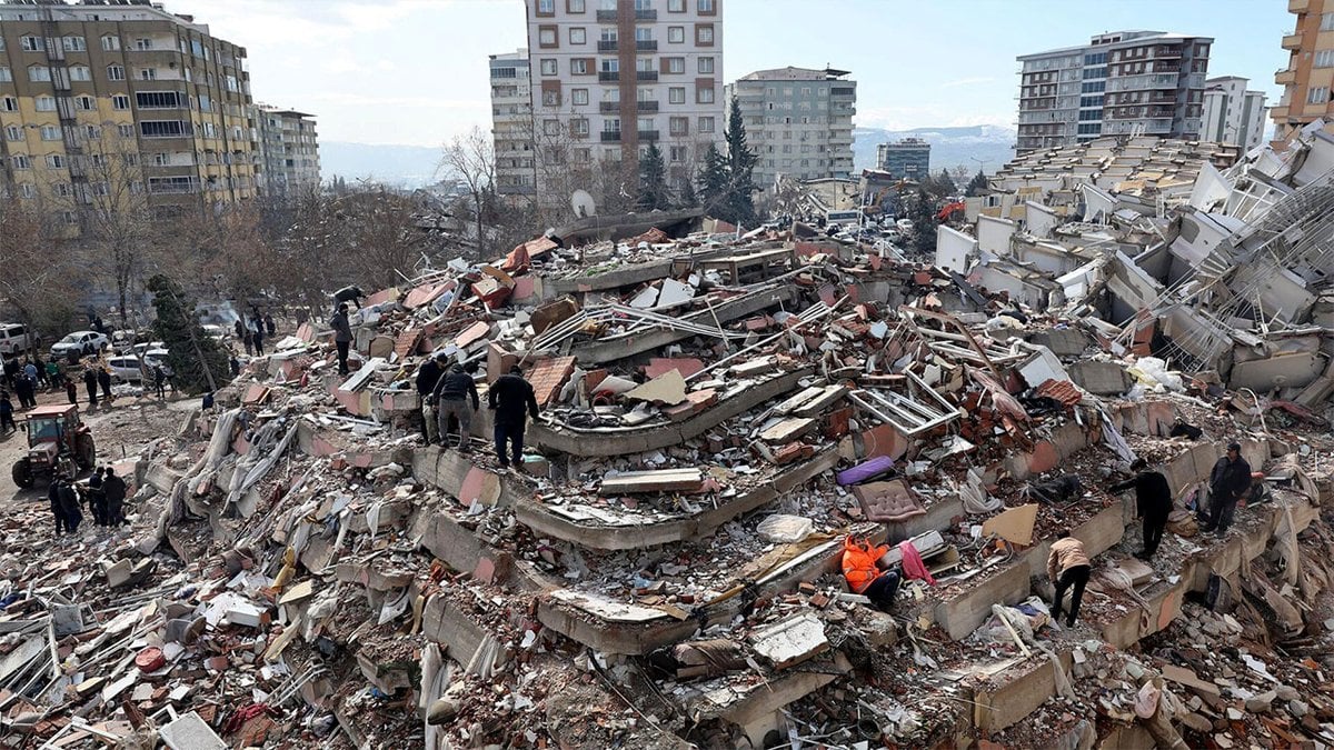 Depreminin yerle bir ettiği şehirde kritik uyarı: Hatay Fayı kırılmadı - 4. fotoğraf