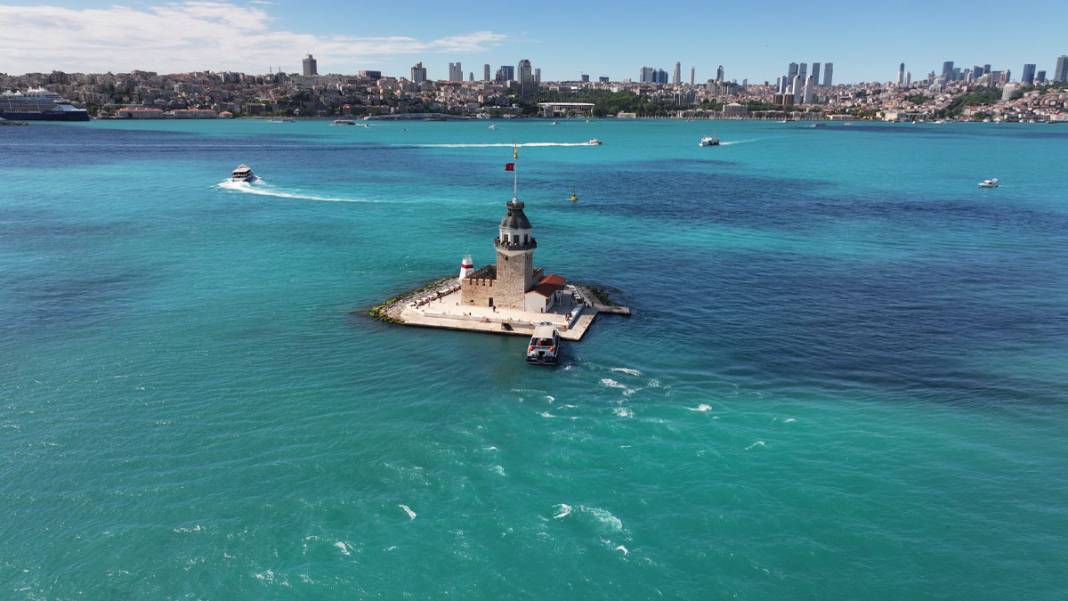 İstanbul Boğazı'nda bayram manzarası! Görenleri büyüledi - 2. fotoğraf