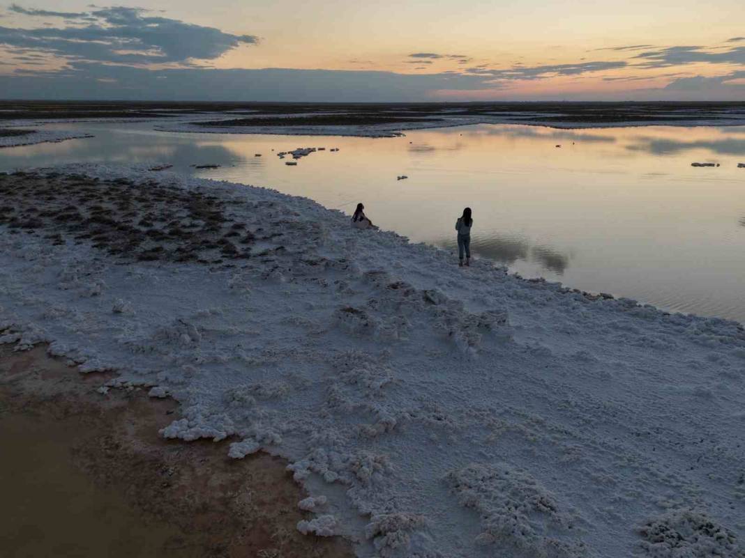 Tuz Gölü’nde eşsiz manzara! Kristaller ortaya çıktı - 3. fotoğraf