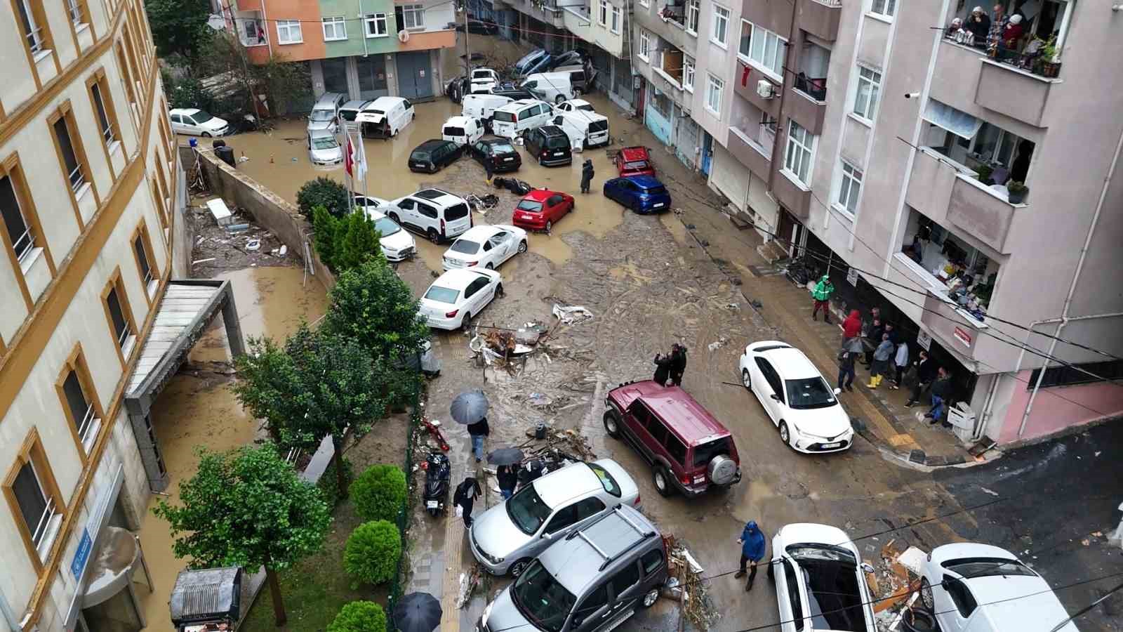 Bilanço ağır! Felaketin boyutu gün ağarınca ortaya çıktı - 10. fotoğraf