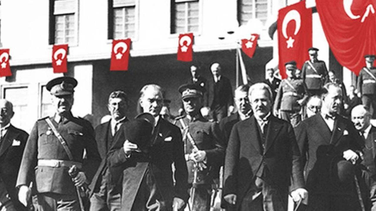 103 yıllık büyük gurur: Yaşasın Cumhuriyet - 1. fotoğraf