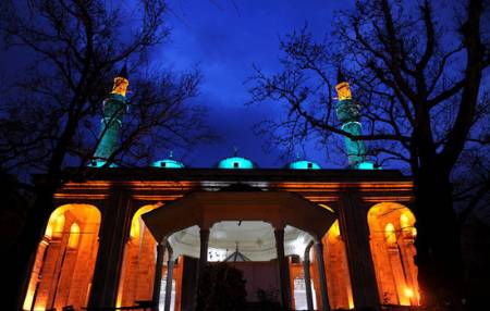Yıldırım Camii, Sabahın İlk Işıklarında Ayrı Güzel - 10. fotoğraf