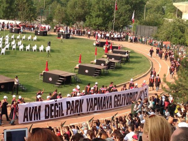 ODTÜ Mezuniyet Törenine Gezi Parkı Damgası - 13. fotoğraf