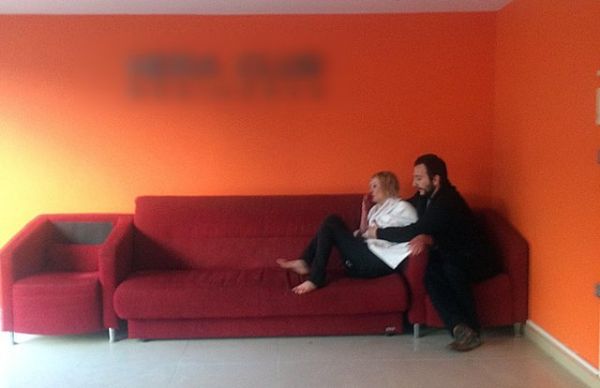 Kanlar içinde Rus kadının çığlıklarıyla uyandılar - 2. fotoğraf