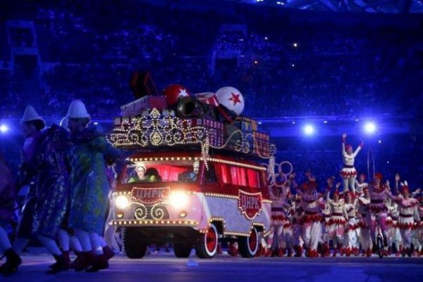 Soçi Kış Olimpiyat Oyunları'nda muhteşem kapanış - 48. fotoğraf