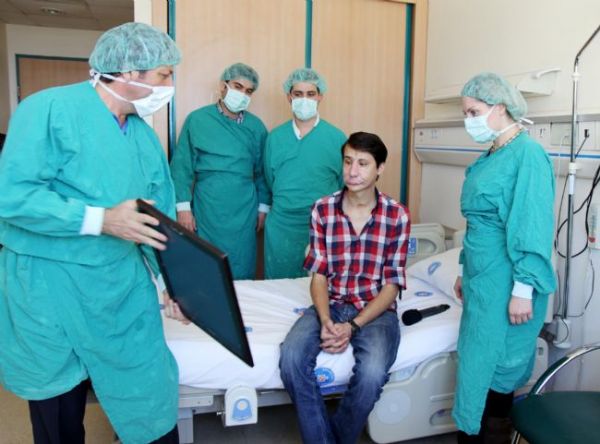 Recep Kaya yeni yüzünü ilk kez aynada gördü - 8. fotoğraf