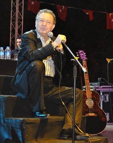 İşte Kanser Tedavisi Gören Kayahan'ın Son Hali... - 7. fotoğraf