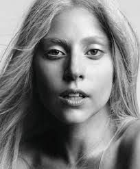 Lady Gaga'nın Hiç Görmediğiniz Fotoğrafları..! - 5. fotoğraf