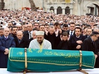 DİYANET KESİN BİR ŞEKİLDE UYARDI! SAKIN AMA SAKIN DİNİMİZDE YERİ YOK YAPMAYIN! - 2. fotoğraf