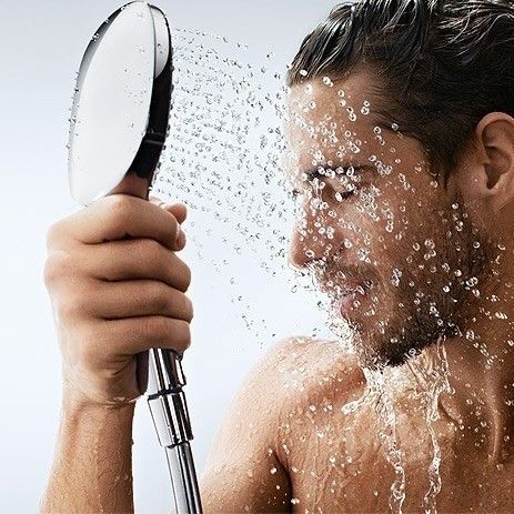 BANYO YAPARKEN SAKIN İDRARINIZI YAPMAYIN! BAKIN NEYE SEBEP OLUYOR! - 2. fotoğraf