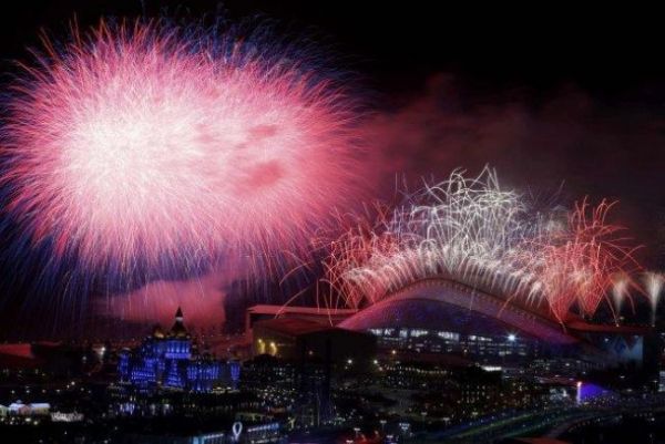 Soçi Kış Olimpiyat Oyunları'nda muhteşem kapanış - 118. fotoğraf