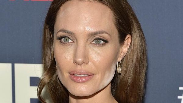 Angelina Jolie'nin Şok Sırları... OKUYUN..! - 4. fotoğraf