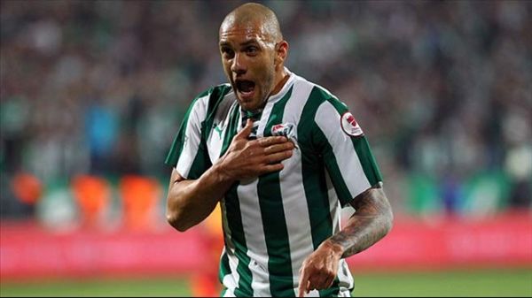 FLAŞ! Emenike gidiyor büyük yıldız geliyor! - 2. fotoğraf