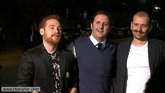 Demet Akalın'ın Firikik Mücadelesi;Törene Damgasını Vurdu! - 6. fotoğraf