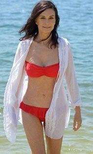 BU FOTOĞRAFA ÇOK DİKKATLİ BAKIN... AYRINTIYI HALA FARKEDEMEDİNİZ DEĞİL Mİ? - 2. fotoğraf