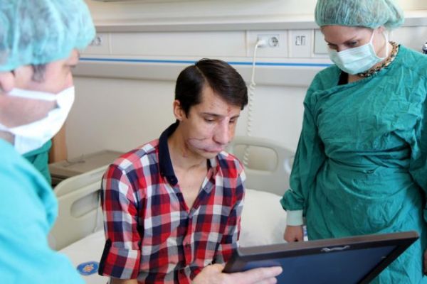 Recep Kaya yeni yüzünü ilk kez aynada gördü - 6. fotoğraf