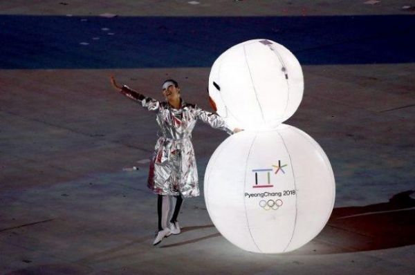 Soçi Kış Olimpiyat Oyunları'nda muhteşem kapanış - 127. fotoğraf