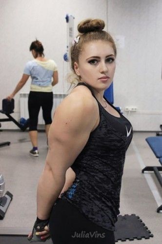 Bu Genç Kızın Güzelliğine Aldanmayın! Vücudu görenleri şoke ediyor! - 18. fotoğraf