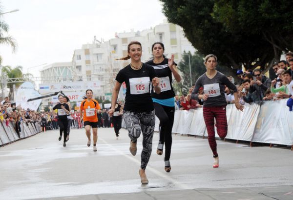 Runatolia Maratonu ‘Yüksek Topuk’ Yarışıyla Başladı... - 6. fotoğraf