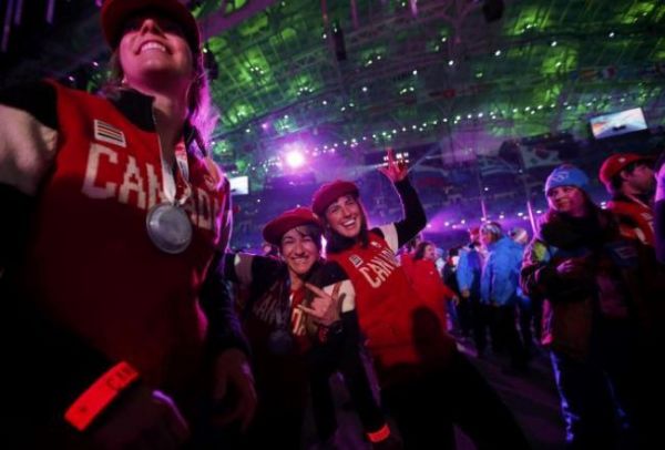 Soçi Kış Olimpiyat Oyunları'nda muhteşem kapanış - 169. fotoğraf