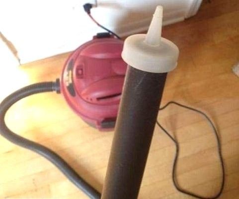ARABANIN ANAHTARINI ÇENENİZİN ALTINDA TUTUN VE BAKIN NE OLUYOR! - 5. fotoğraf