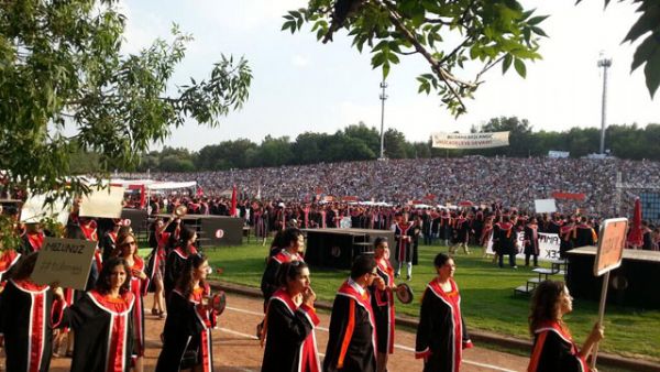 ODTÜ Mezuniyet Törenine Gezi Parkı Damgası - 33. fotoğraf