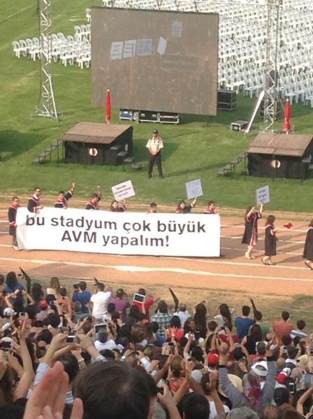 ODTÜ Mezuniyet Törenine Gezi Parkı Damgası - 24. fotoğraf