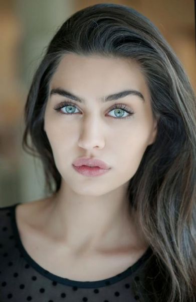 Ünlü isim çocukluk fotoğrafını paylaştı. Tanıyabildiniz mi? - 5. fotoğraf