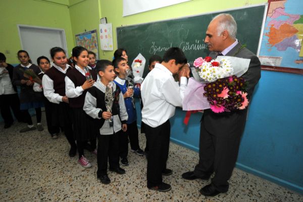 Öğretmenler Günü tüm yurtta törenlerle kutlandı! - 4. fotoğraf