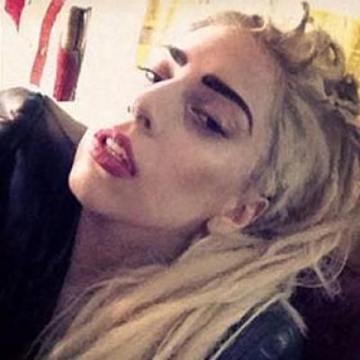 Lady Gaga'nın Hiç Görmediğiniz Fotoğrafları..! - 10. fotoğraf