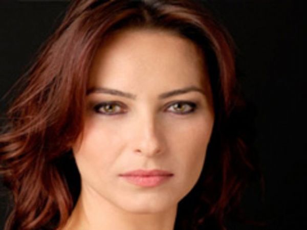 Ayça Bingöl birbirinden güzel pozları... - 11. fotoğraf