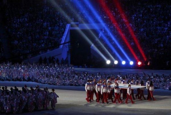 Soçi Kış Olimpiyat Oyunları'nda muhteşem kapanış - 77. fotoğraf