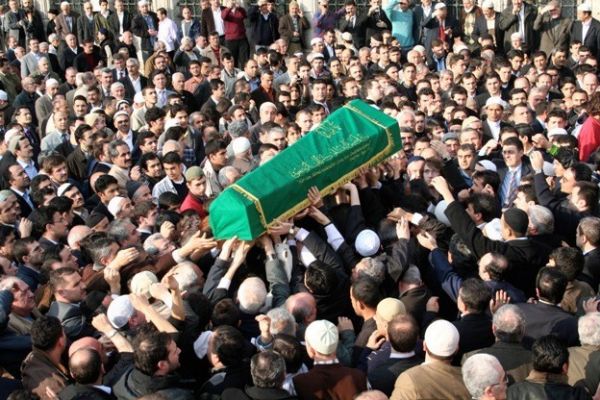 DİYANET KESİN BİR ŞEKİLDE UYARDI! SAKIN AMA SAKIN DİNİMİZDE YERİ YOK YAPMAYIN! - 5. fotoğraf