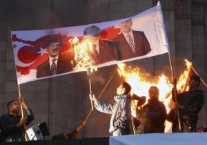 ERİVAN DA KÜSTAH  PROTESTO
