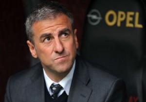 Hamza Hoca dan Benfica yorumu