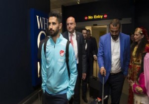 A Milli Futbol Takımı, İngiltere ye geldi!