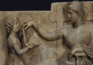 Antik Yunan heykelindeki o nesne  laptop  mı?